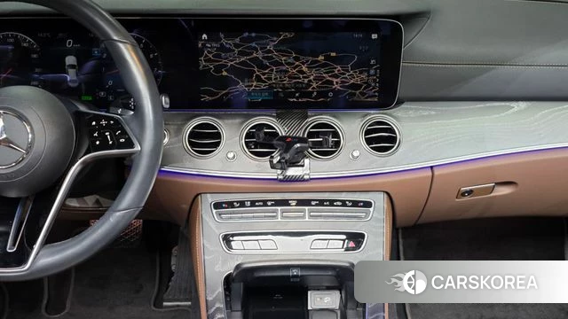 Mercedes-Benz E-Class W213 2022 Песочный из Кореи, фото 5