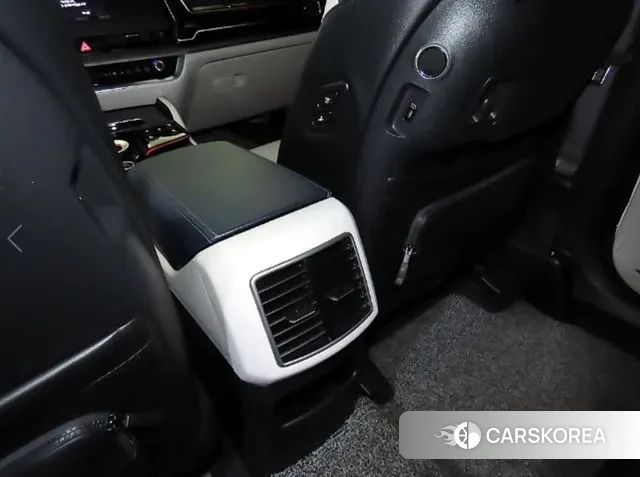 Kia Sportage 5th Generation Hybrid 2023 Белый из Кореи, фото 5