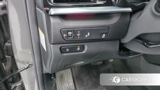 Kia Niro Plus 2022 Серебристо-серый из Кореи, фото 5