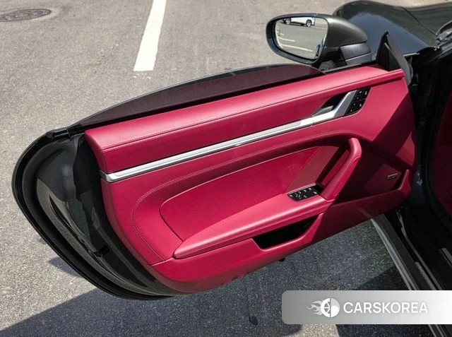 Porsche 911(992) 2021 Серебряный из Кореи, фото 5