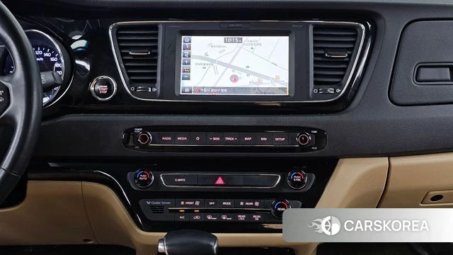 Kia The New Carnival 2019 Белый из Кореи, фото 5