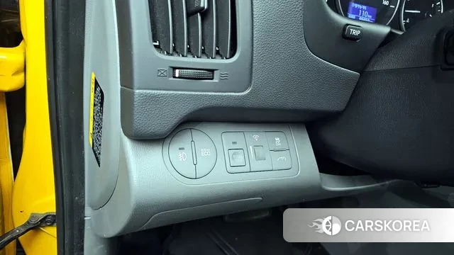 Hyundai The New Grand Starex 2019 Желтый из Кореи, фото 5