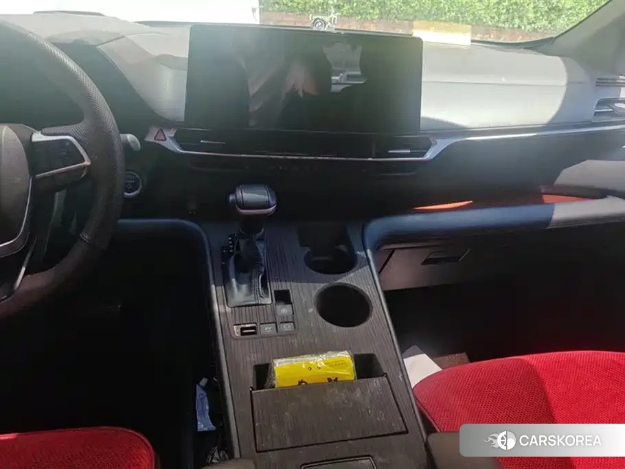 Toyota Granvia 2025 Белый из Китая, фото 5