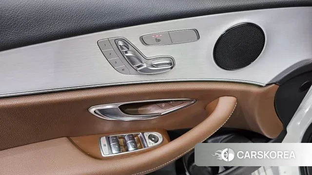 Mercedes-Benz E-Class W213 2020 Белый из Кореи, фото 5