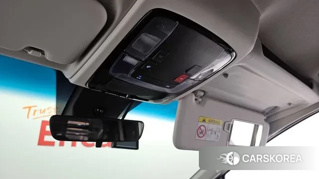 Hyundai Staria 2023 Белый из Кореи, фото 5