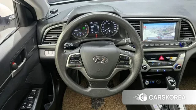Hyundai Avante AD 2018 Белый из Кореи, фото 5