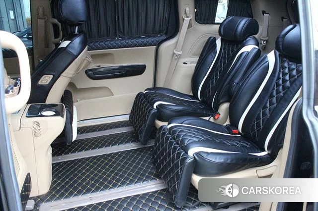 Kia The New Carnival 2019 Черный из Кореи, фото 5