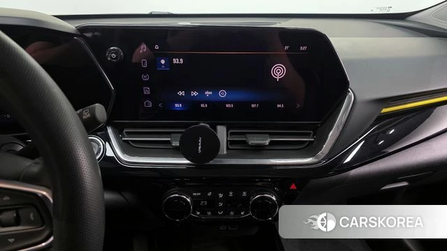 Chevrolet (GM Daewoo) Trax Crossover 2023 Черный из Кореи, фото 5