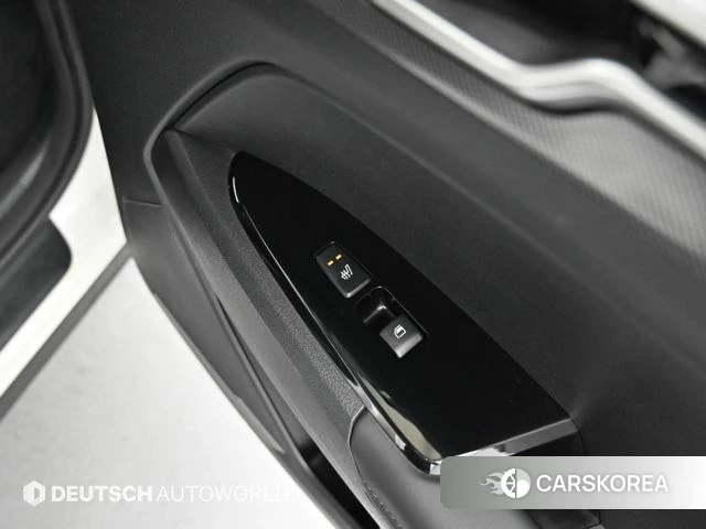 Kia Sportage 5th Generation Hybrid 2023 Белый из Кореи, фото 5