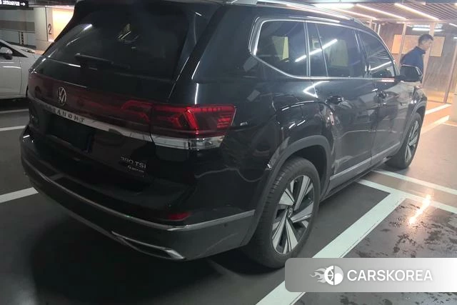 Volkswagen Tourang 2024 Черный из Китая, фото 5