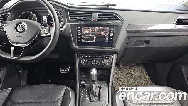 Volkswagen Tiguan second Generation 2020 Белый из Кореи, фото 5