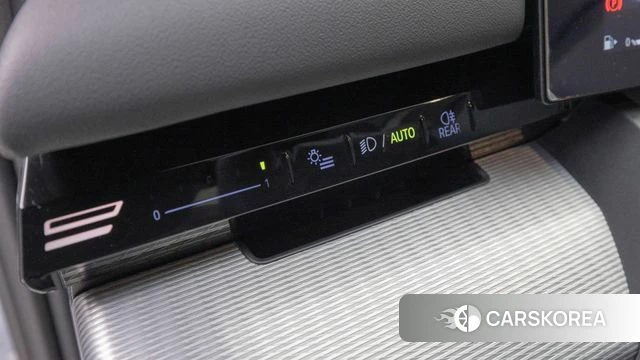 BMW 5 Series (G60) 2024 Небесно-голубой из Кореи, фото 5