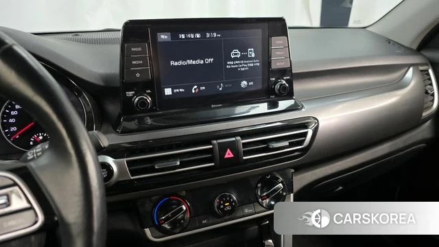 Kia Seltos 2020 Черный из Кореи, фото 5