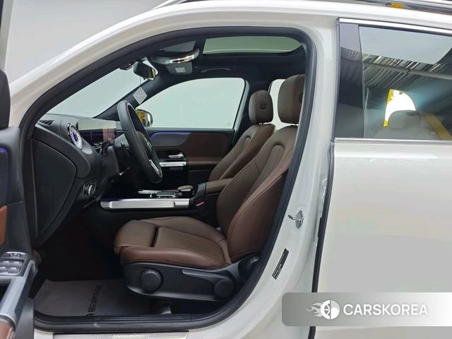 Mercedes-Benz GLB 2022 Белый из Китая, фото 5