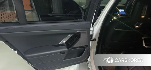 BMW 7 Series (G70) 2025 Белый из Кореи, фото 5