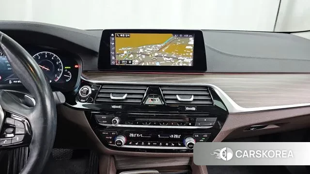 BMW 5 Series (G30) 2019 Черный из Кореи, фото 5