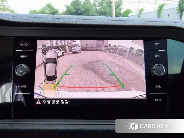 Volkswagen 7th Generation of Jetta 2023 Белый из Кореи, фото 5