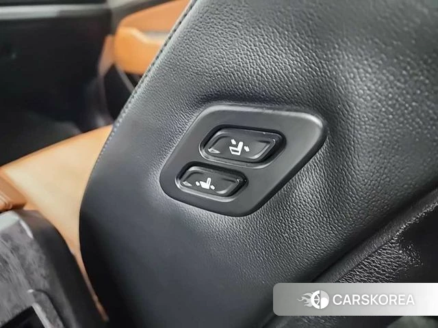 Kia Sportage 5th Generation 2023 Белый из Кореи, фото 5