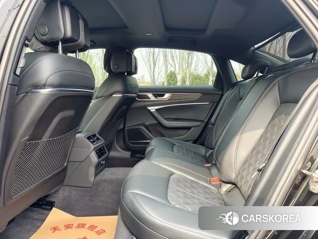 Audi A6L 2025 Черный из Китая, фото 5