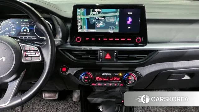 Kia The New K3 2nd generation 2021 Белый из Кореи, фото 5