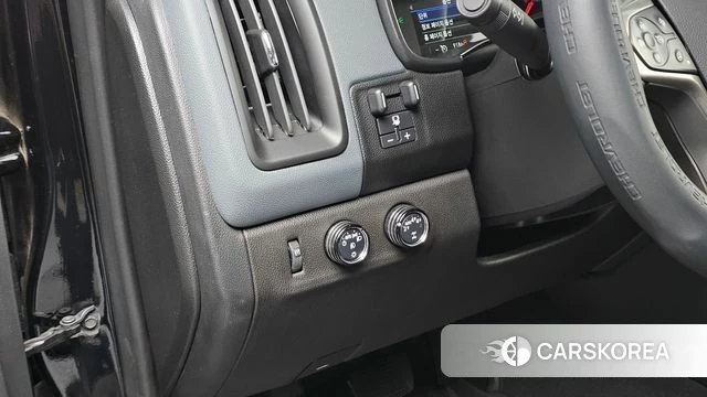 Chevrolet (GM Daewoo) Real New Colorado 2022 Черный из Кореи, фото 5