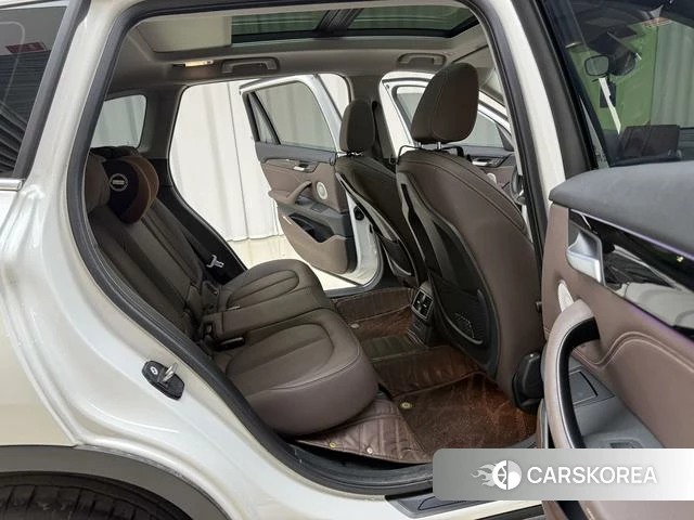 BMW X1 2023 Белый из Китая, фото 5