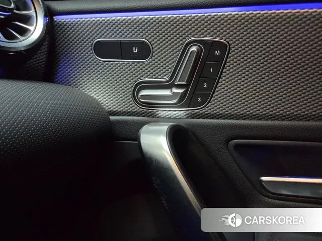 Mercedes-Benz A-Class W177 2022 Белый из Кореи, фото 5