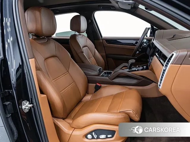 Porsche Cayenne (PO536) 2020 Черный из Кореи, фото 5