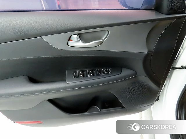 Kia Come New K3 2018 Белый из Кореи, фото 5