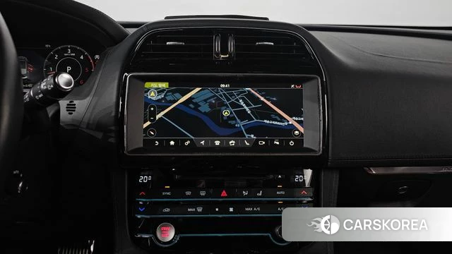 Jaguar F-PACE 2019 Белый из Кореи, фото 5