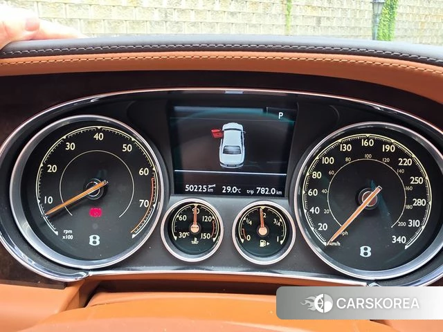 Bentley Flying Spur 2nd Generation 2018 Серый из Кореи, фото 5