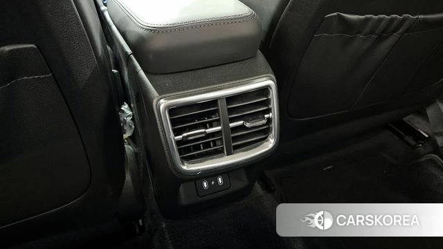 Kia The New K5 3rd generation 2025 Белый из Кореи, фото 5