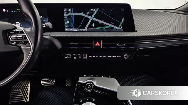 Kia EV6 2023 Белый из Кореи, фото 5