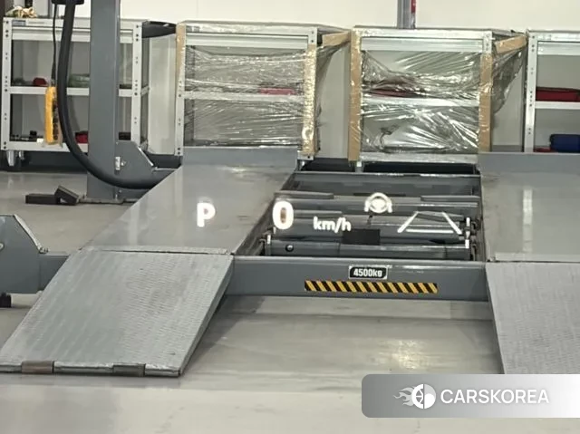 Toyota Alphard 4th Generation 2024 Черный из Кореи, фото 5