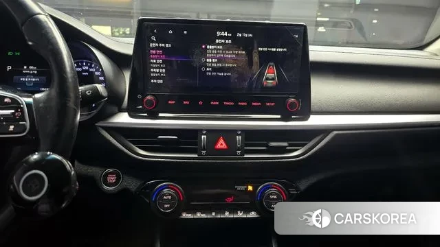 Kia The New K3 2nd generation 2022 Белый из Кореи, фото 5