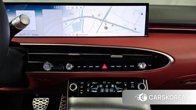 Genesis GV70 2024 Черный из Кореи, фото 5