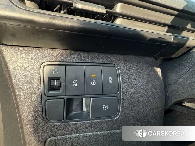 Hyundai Staria 2021 Серебряный из Кореи, фото 5