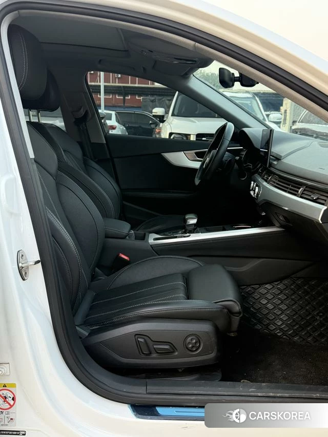 Audi A4L 2023 Белый из Китая, фото 5