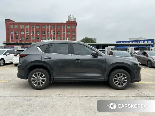 Mazda CX-5 2022 Темно-серый из Китая, фото 5