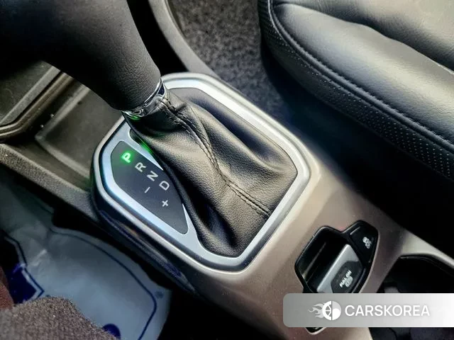 Jeep Renegade 2022 Черный из Кореи, фото 5