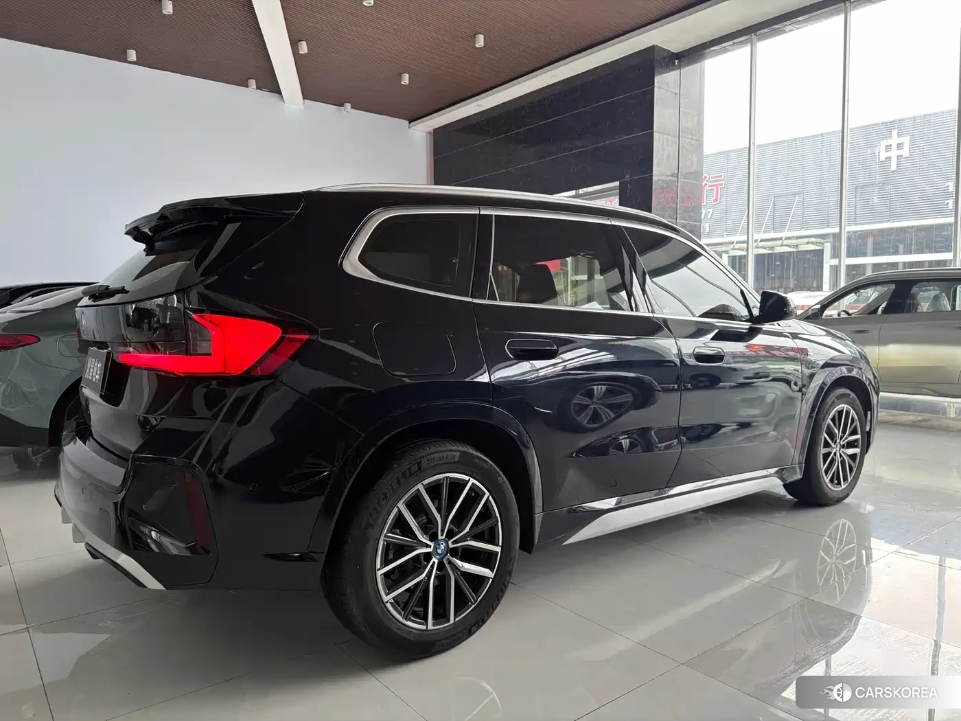 BMW iX1 2024 Черный из Китая, фото 5