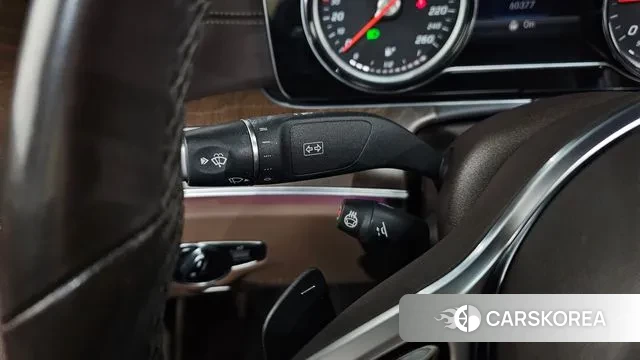 Mercedes-Benz E-Class W213 2019 Черный из Кореи, фото 5