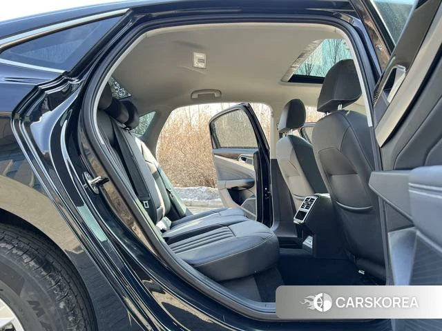 Volkswagen Passat 2023 Черный из Китая, фото 5