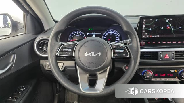 Kia The New K3 2nd generation 2022 Белый из Кореи, фото 5