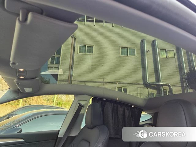 Tesla Model Y 2023 Белый из Кореи, фото 5
