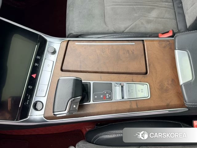 Audi A6L 2022 Черный из Китая, фото 5