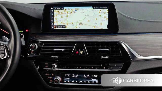 BMW 5 Series (G30) 2018 Черный из Кореи, фото 5