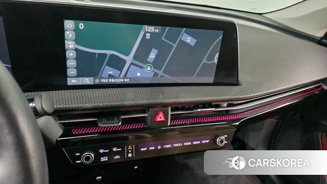 Kia EV6 2023 Черный из Кореи, фото 5