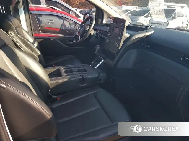 Hyundai Staria 2021 Серый из Кореи, фото 5