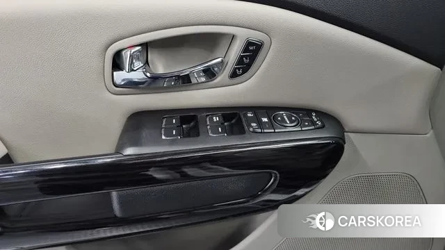 Kia The New Carnival 2019 Белый из Кореи, фото 5